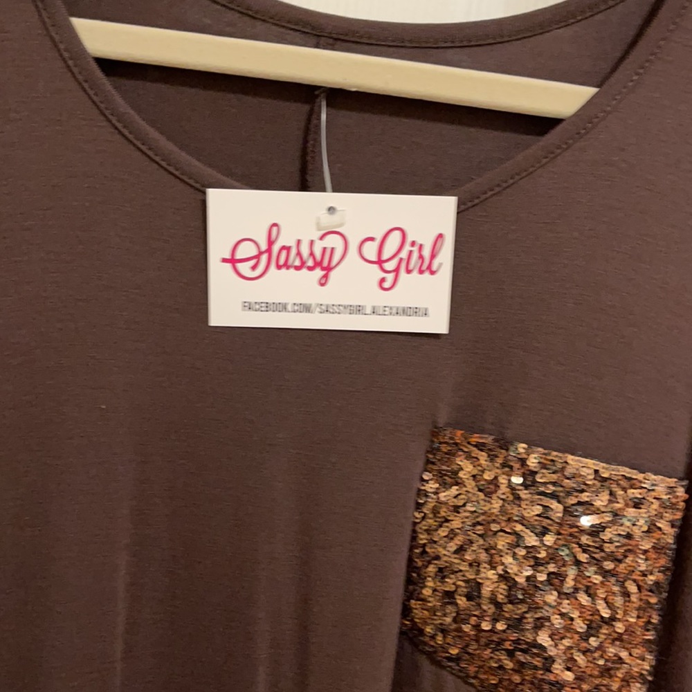 Top - Picture 3 of 3